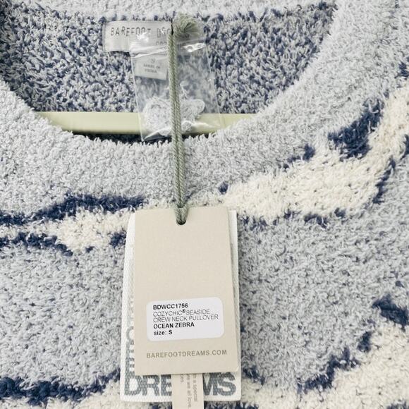 NEW Barefoot Dreams Ocean Zebra CozyChic Seaside CrewNeck Pullover Sweater Small - Picture 9 of 14